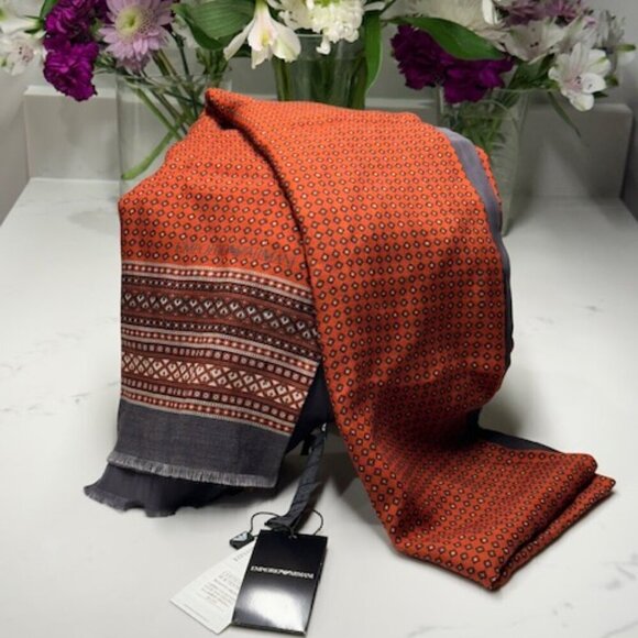 Armani Wool & Silk Italian Scarf NWT! - Picture 6 of 9